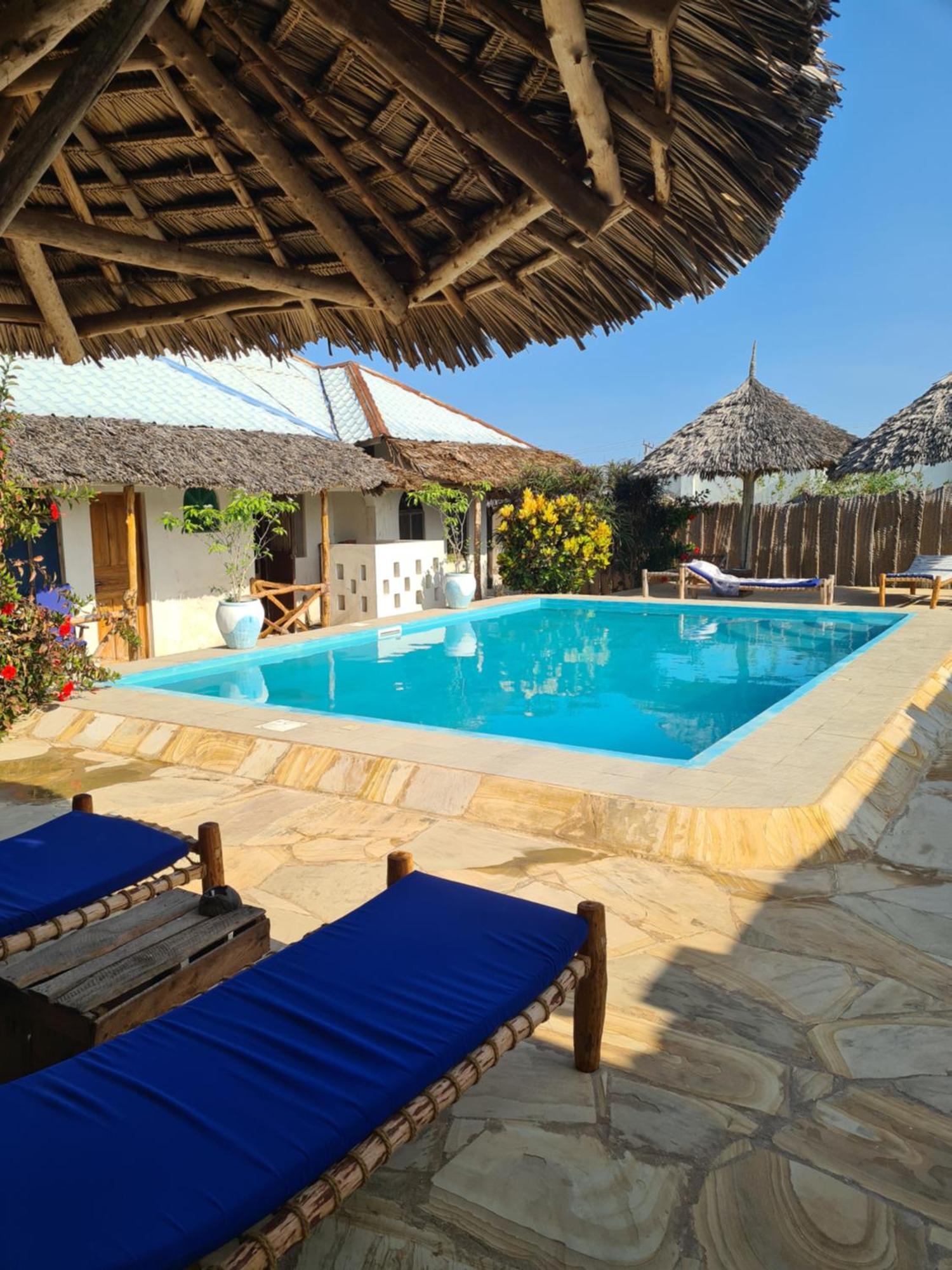Blue Moon Villa Пвани-Мчангани Экстерьер фото